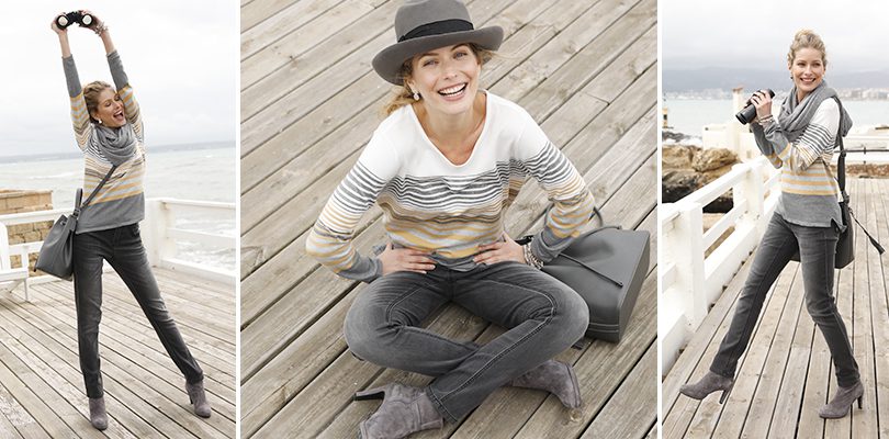 Model mit gestreiftem Pullover