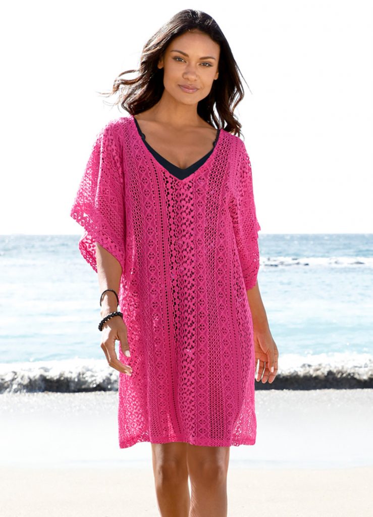 Dame in Strandtunika in Pink